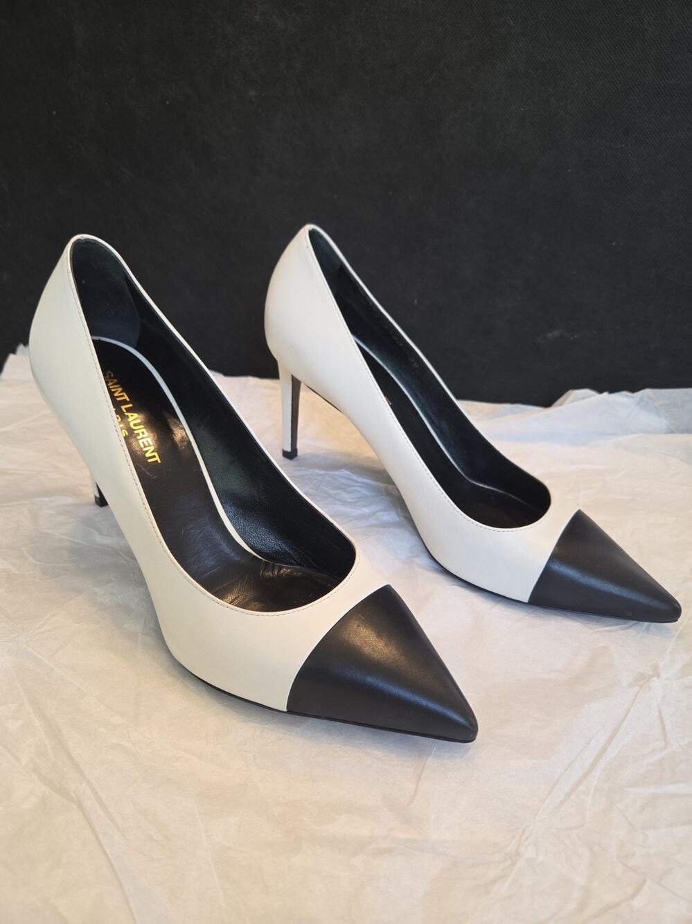 Saint Laurent Paris Pumps White Slash Black Heels 39 US9 Great Condition